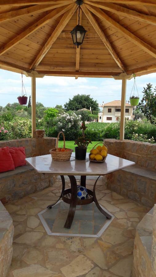 Apartamento Karantonis House Leonídion Exterior foto